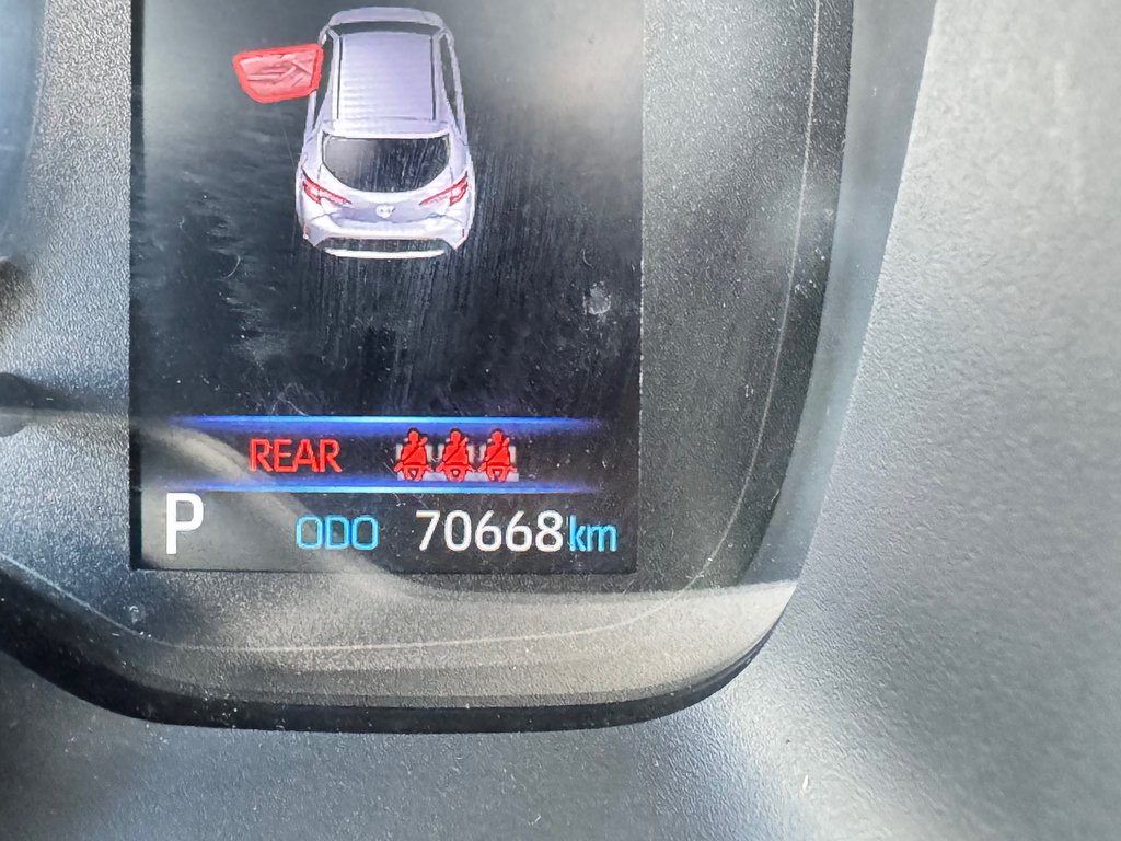 Toyota Corolla Hatchback SE AMELIORE / PNEUS NEUF / FREINS NEUFS / IMPECCABLE 2019 à Thetford Mines, Québec - 40 - w1024h768px