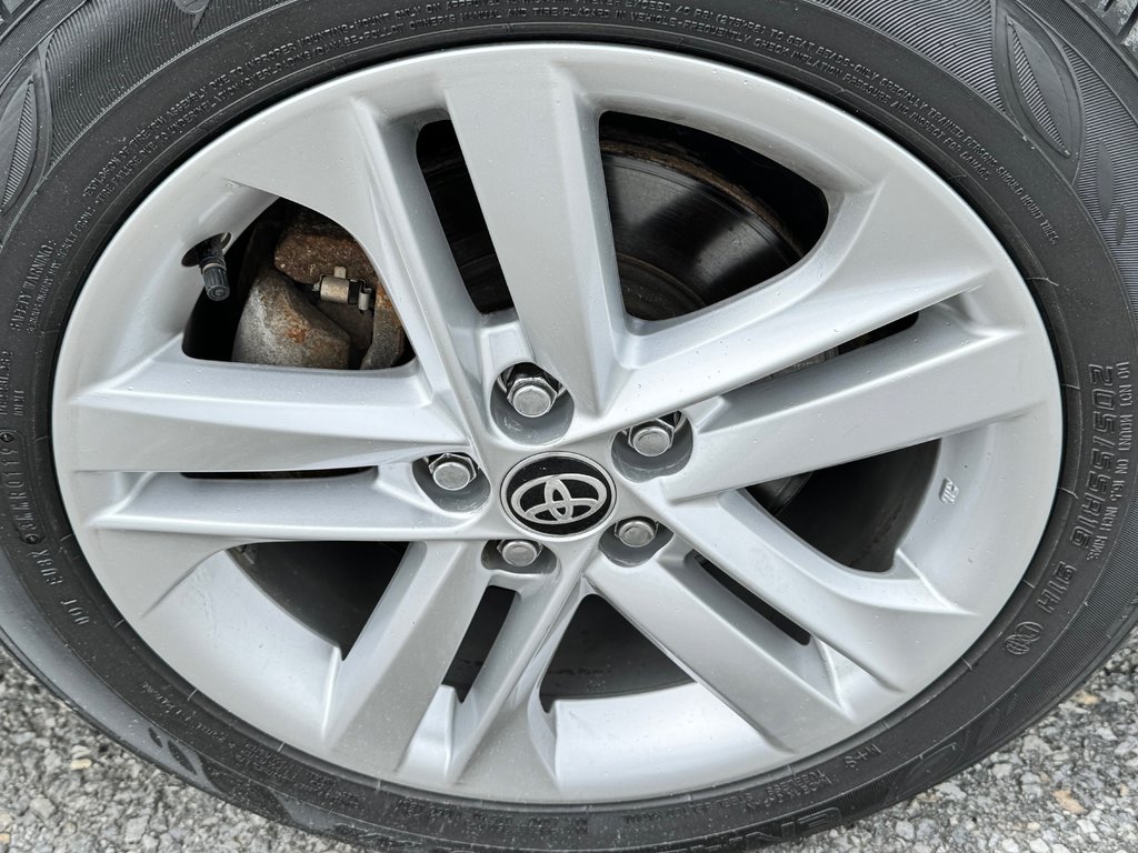Toyota Corolla Hatchback SE / TRÈS BAS KILOS / COULEUR * TRÈS RARE / 2019 à Thetford Mines, Québec - 15 - w1024h768px