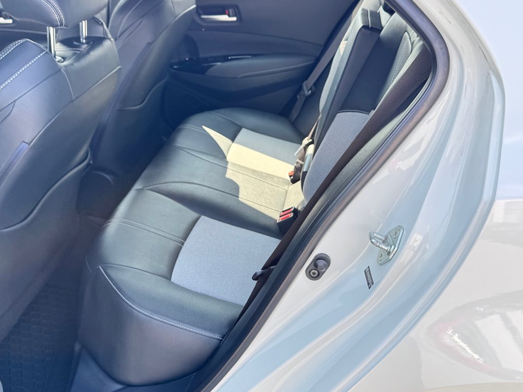 2019 Toyota Corolla Hatchback XSE / CUIR / MAGS 18 / ÉCONOMIQUE / MOTEUR 2.0 / in Thetford Mines, Quebec - 59 - w1024h768px