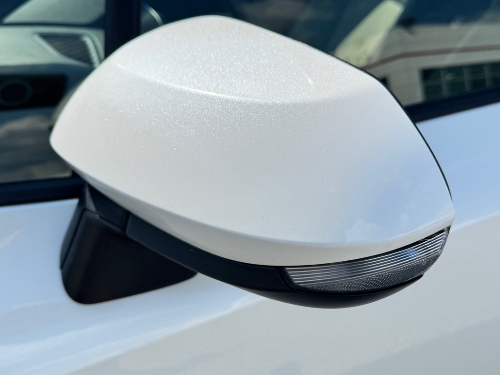 2019 Toyota Corolla Hatchback XSE / CUIR / MAGS 18 / ÉCONOMIQUE / MOTEUR 2.0 / in Thetford Mines, Quebec - 20 - w1024h768px