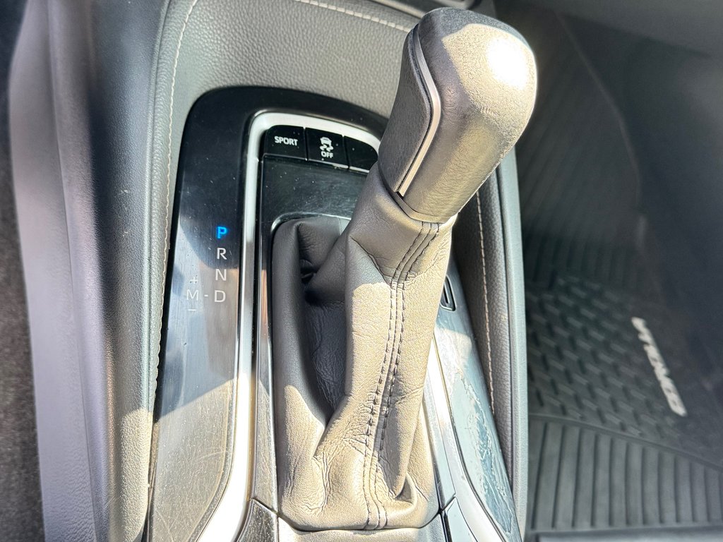 2019 Toyota Corolla Hatchback XSE / CUIR / MAGS 18 / ÉCONOMIQUE / MOTEUR 2.0 / in Thetford Mines, Quebec - 49 - w1024h768px