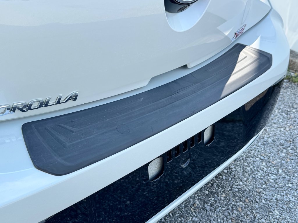 2019 Toyota Corolla Hatchback XSE / CUIR / MAGS 18 / ÉCONOMIQUE / MOTEUR 2.0 / in Thetford Mines, Quebec - 25 - w1024h768px