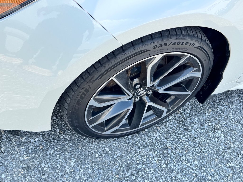 2019 Toyota Corolla Hatchback XSE / CUIR / MAGS 18 / ÉCONOMIQUE / MOTEUR 2.0 / in Thetford Mines, Quebec - 15 - w1024h768px