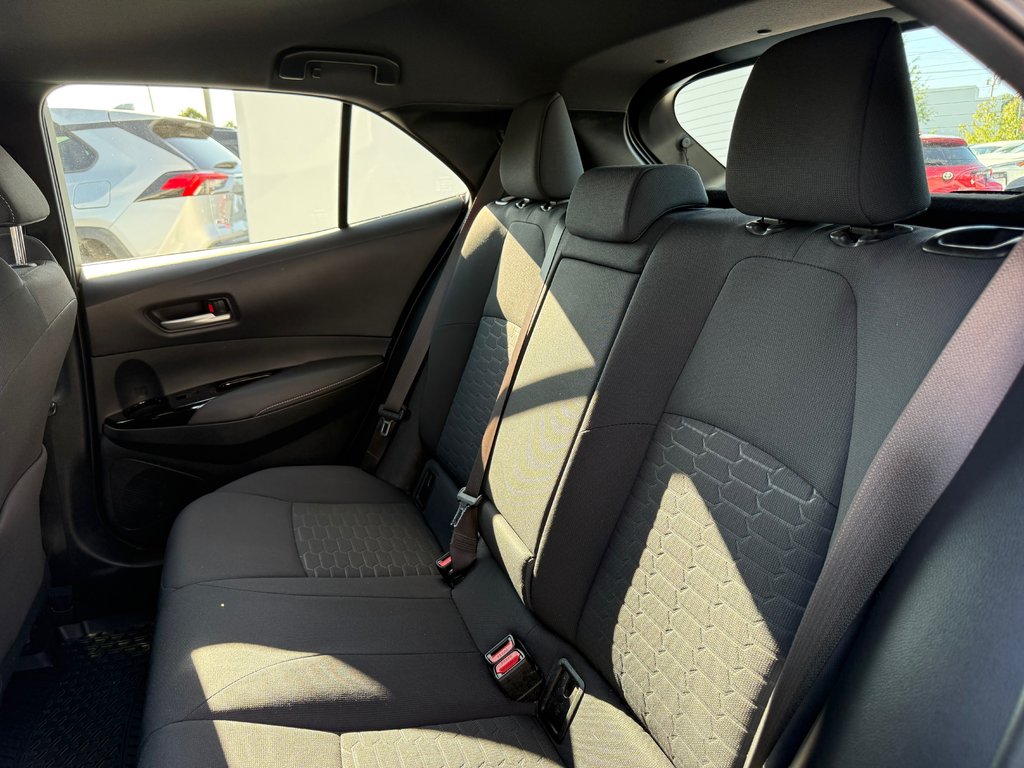 2019 Toyota Corolla Hatchback S / AUTOM / AC / TRÈS RARE DANS L' USAGÉ !! / in Thetford Mines, Quebec - 26 - w1024h768px