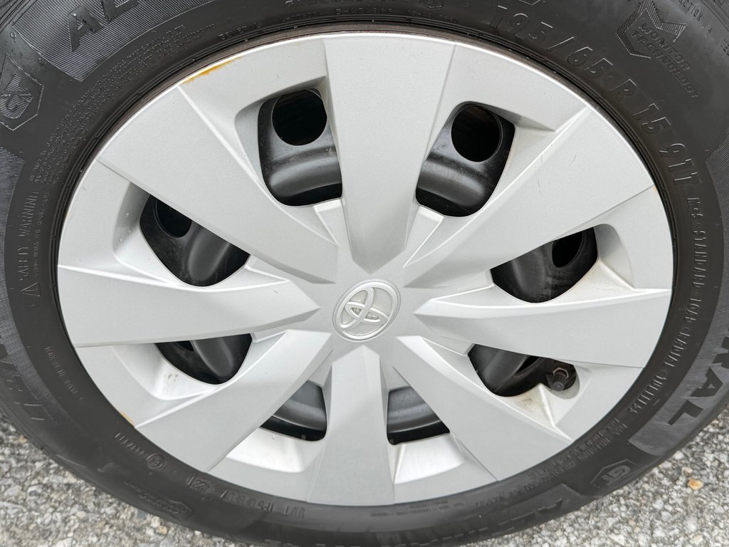 2019 Toyota Corolla Hatchback S / AUTOM / AC / TRÈS RARE DANS L' USAGÉ !! / in Thetford Mines, Quebec - 14 - w1024h768px