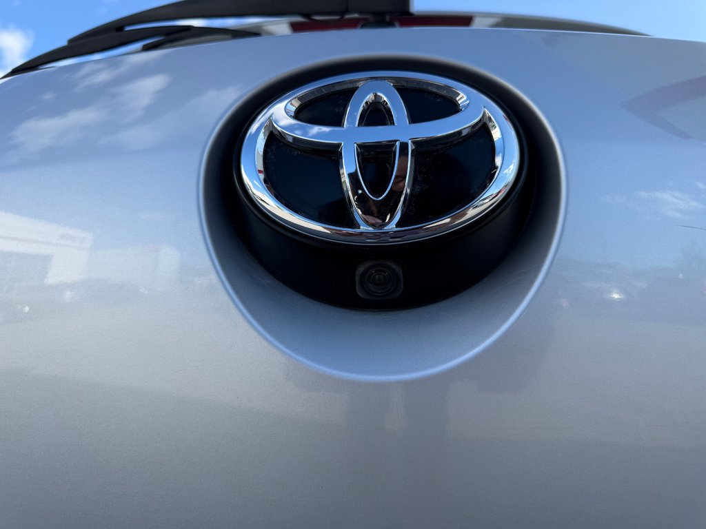 2019 Toyota Corolla Hatchback S / AUTOM / AC / TRÈS RARE DANS L' USAGÉ !! / in Thetford Mines, Quebec - 12 - w1024h768px