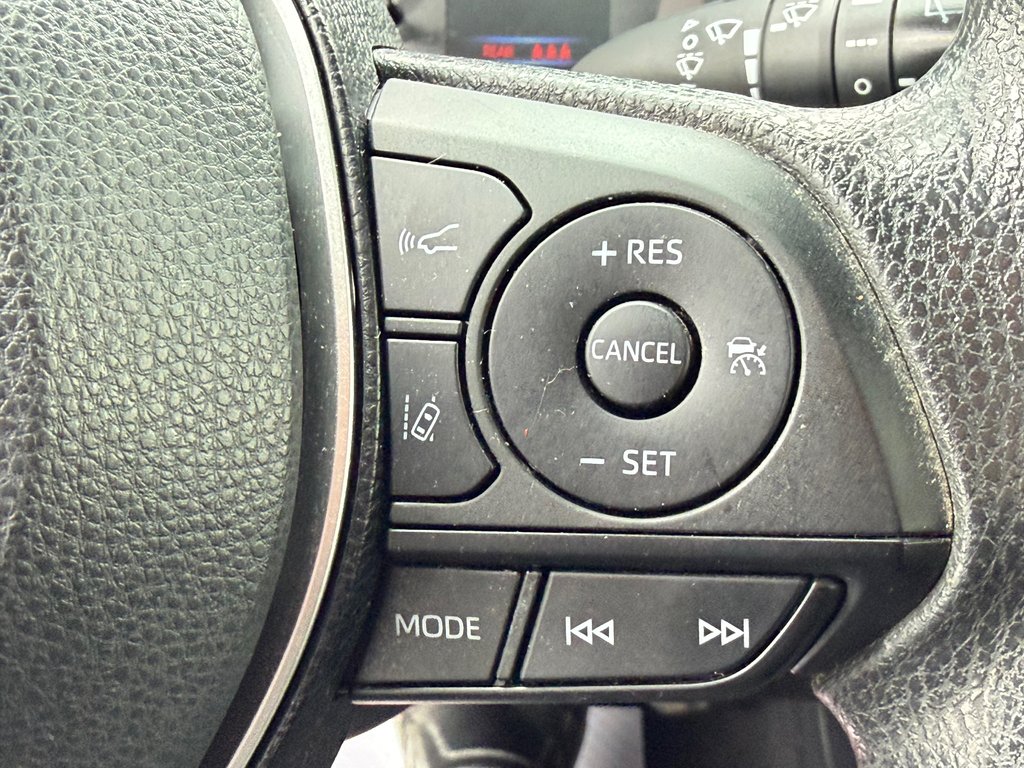 2019 Toyota Corolla Hatchback S / AUTOM / AC / TRÈS RARE DANS L' USAGÉ !! / in Thetford Mines, Quebec - 29 - w1024h768px