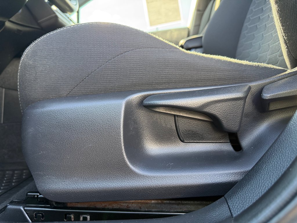 2019 Toyota Corolla Hatchback S / AUTOM / AC / TRÈS RARE DANS L' USAGÉ !! / in Thetford Mines, Quebec - 14 - w1024h768px