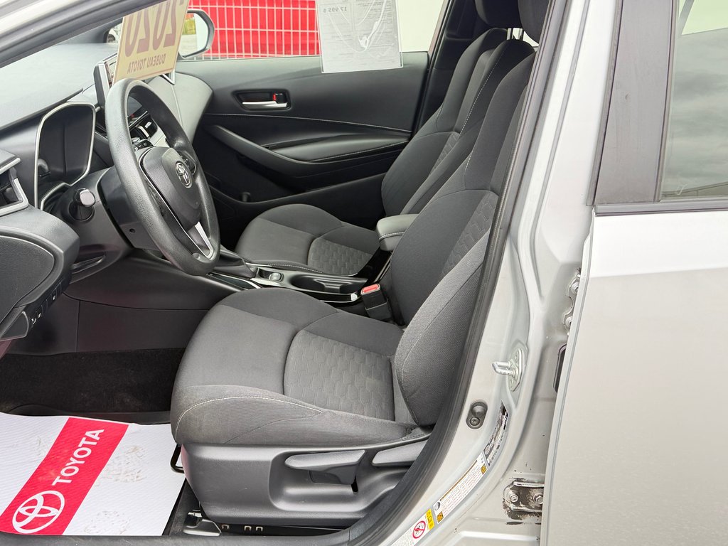 2019 Toyota Corolla Hatchback S / AUTOM / AC / TRÈS RARE DANS L' USAGÉ !! / in Thetford Mines, Quebec - 22 - w1024h768px