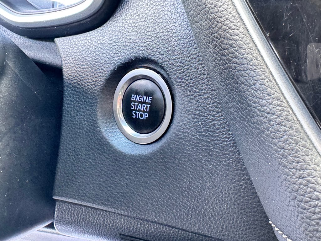2020 Toyota Corolla Hatchback S  / AUTOMATIQUE CVT / INSPECTÉ / KILOMÉTRAGE D’AUTOROUTE / in Thetford Mines, Quebec - 38 - w1024h768px
