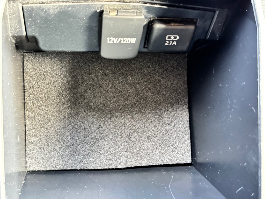 2020 Toyota Corolla Hatchback S  / AUTOMATIQUE CVT / INSPECTÉ / KILOMÉTRAGE D’AUTOROUTE / in Thetford Mines, Quebec - 45 - w1024h768px