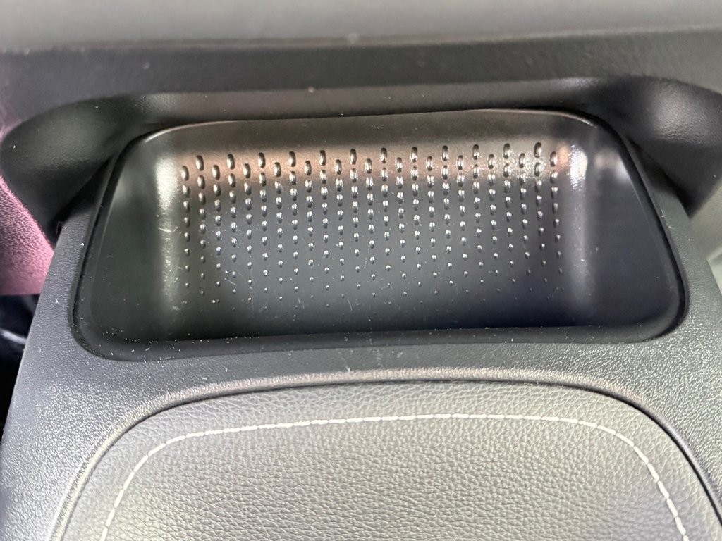 Toyota Corolla Hatchback S / AUTOM / TRÈS BAS KILOS / TRÈS RARE !!!! / 2021 à Thetford Mines, Québec - 42 - w1024h768px