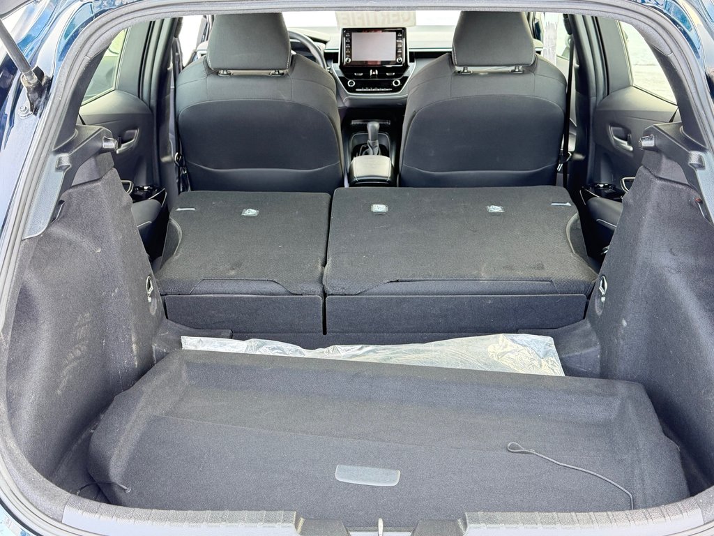 Toyota Corolla Hatchback S / AUTOM / TRÈS BAS KILOS / TRÈS RARE !!!! / 2021 à Thetford Mines, Québec - 57 - w1024h768px