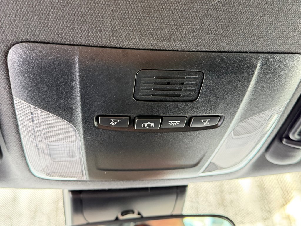 Toyota Corolla Hatchback S / AUTOM / TRÈS BAS KILOS / TRÈS RARE !!!! / 2021 à Thetford Mines, Québec - 50 - w1024h768px