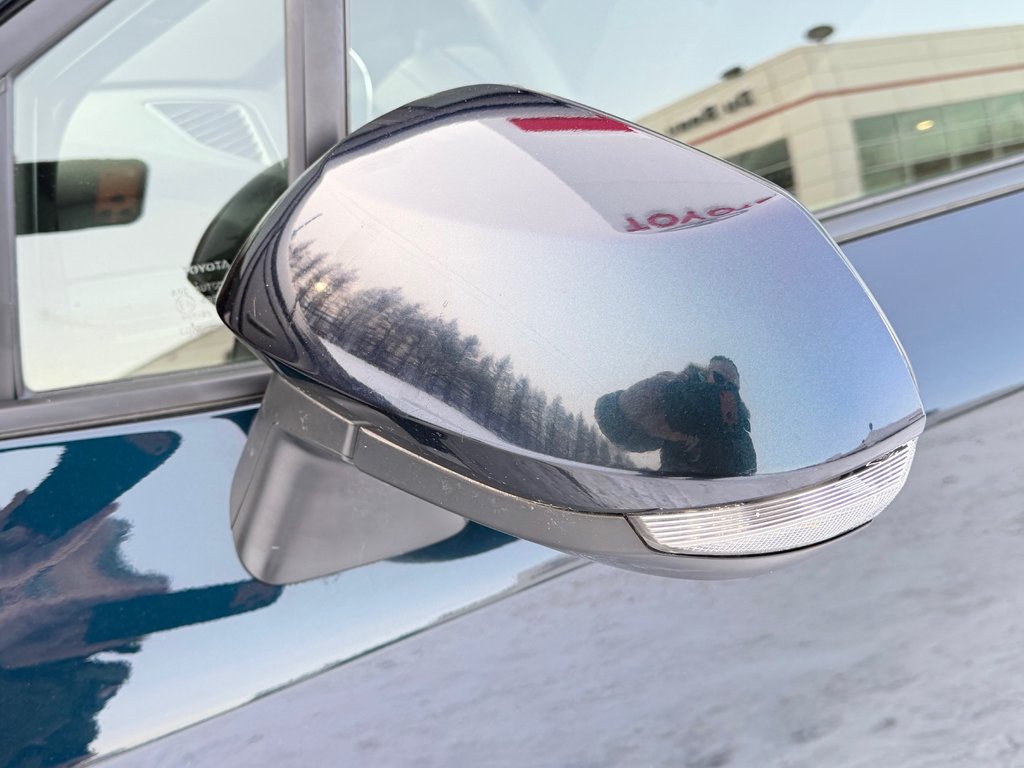 Toyota Corolla Hatchback S / AUTOM / TRÈS BAS KILOS / TRÈS RARE !!!! / 2021 à Thetford Mines, Québec - 17 - w1024h768px