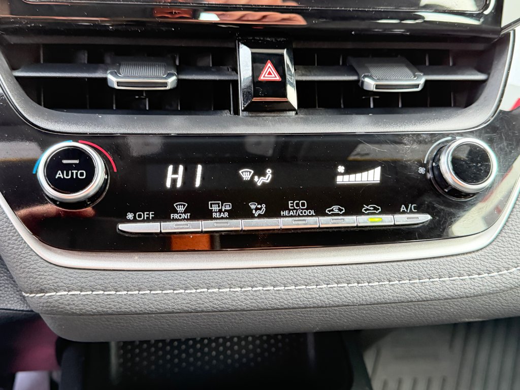 Toyota Corolla Hatchback S / AUTOM / TRÈS BAS KILOS / TRÈS RARE !!!! / 2021 à Thetford Mines, Québec - 41 - w1024h768px