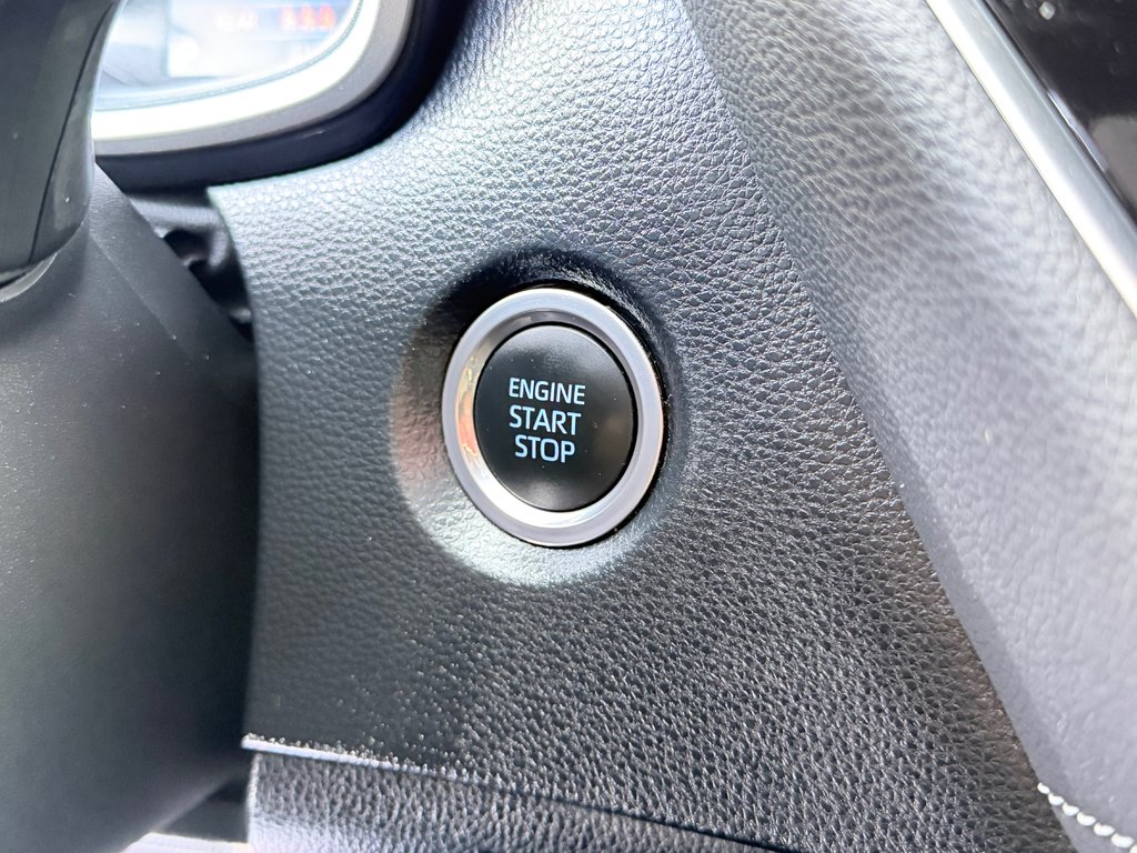 Toyota Corolla Hatchback S / AUTOM / TRÈS BAS KILOS / TRÈS RARE !!!! / 2021 à Thetford Mines, Québec - 38 - w1024h768px