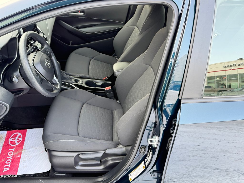 Toyota Corolla Hatchback S / AUTOM / TRÈS BAS KILOS / TRÈS RARE !!!! / 2021 à Thetford Mines, Québec - 26 - w1024h768px