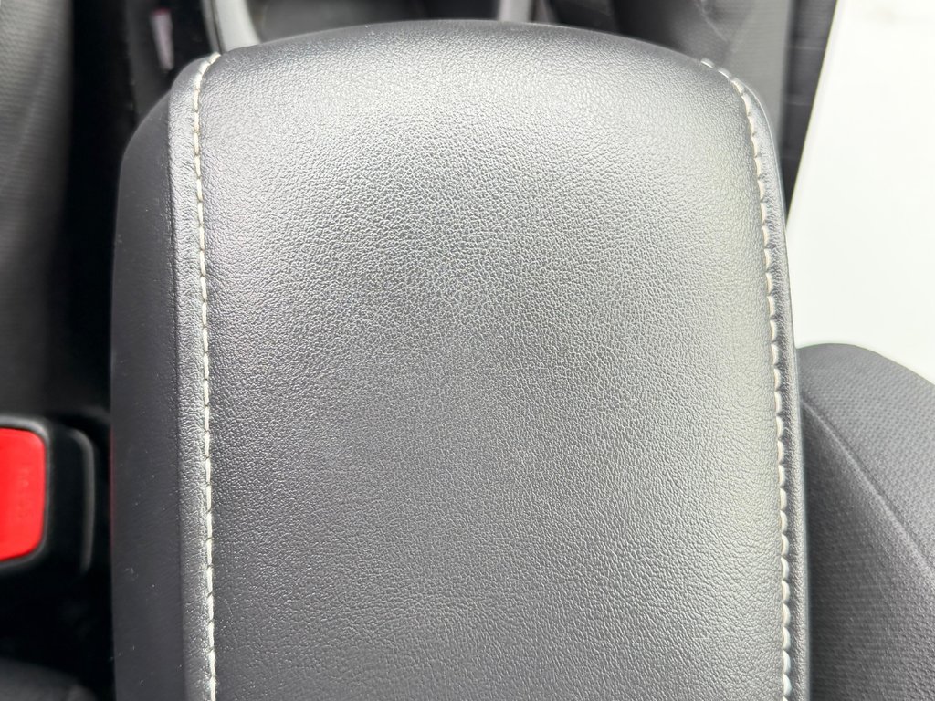 2021 Toyota Corolla Hatchback SE / AUTOM / PEA 20-07-26=100KM / in Thetford Mines, Quebec - 42 - w1024h768px