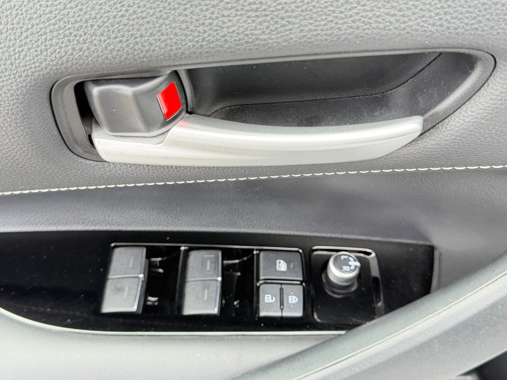 2021 Toyota Corolla Hatchback SE / AUTOM / PEA 20-07-26=100KM / in Thetford Mines, Quebec - 23 - w1024h768px