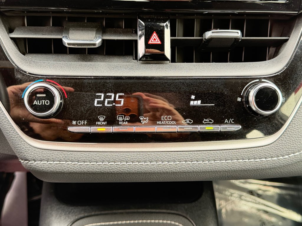 2021 Toyota Corolla Hatchback SE / AUTOM / PEA 20-07-26=100KM / in Thetford Mines, Quebec - 36 - w1024h768px