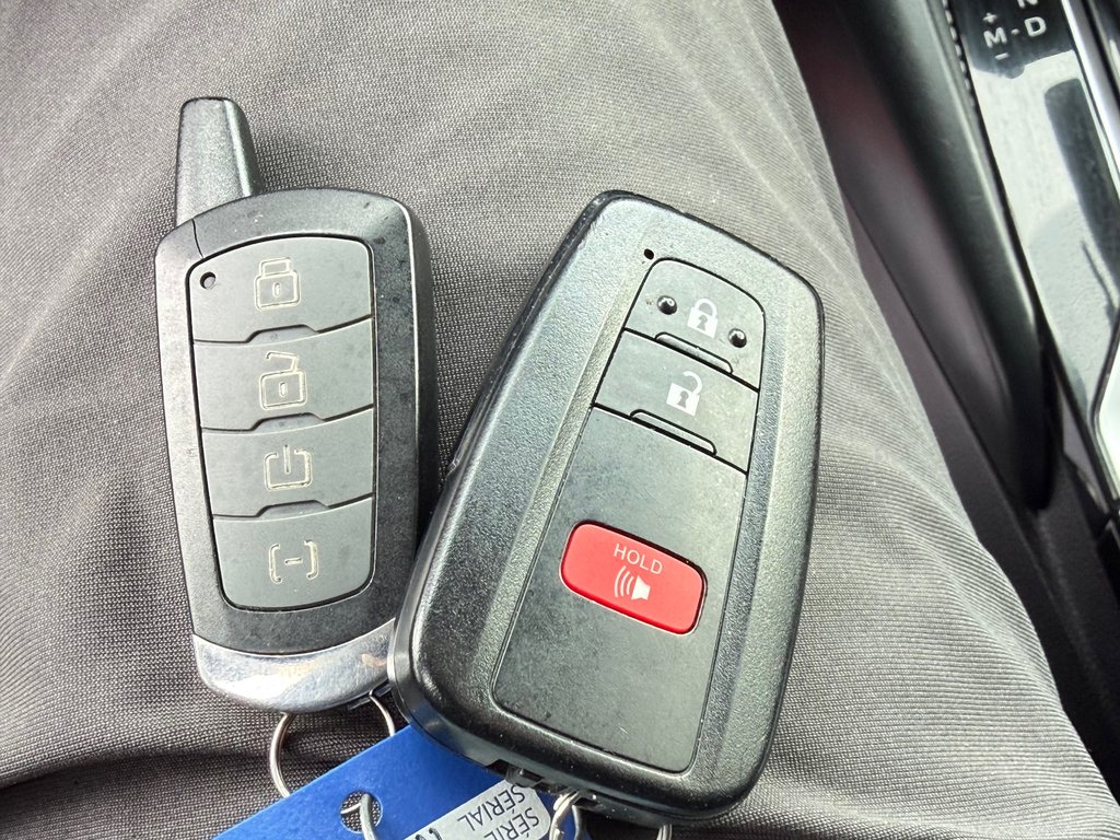 2021 Toyota Corolla Hatchback SE / AUTOM / PEA 20-07-26=100KM / in Thetford Mines, Quebec - 45 - w1024h768px