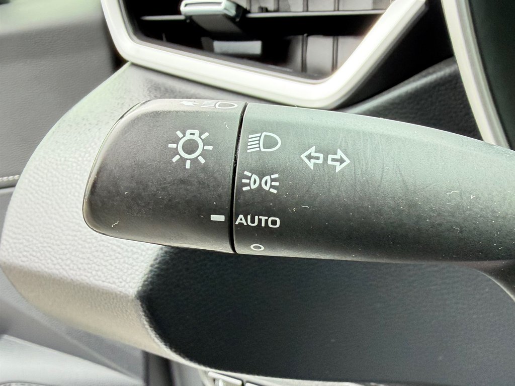 2021 Toyota Corolla Hatchback SE / AUTOM / PEA 20-07-26=100KM / in Thetford Mines, Quebec - 30 - w1024h768px