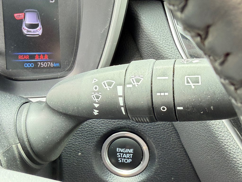2021 Toyota Corolla Hatchback SE GROUPE AMÉLIORÉ / MANUELLE / SUPER LOOK / in Thetford Mines, Quebec - 35 - w1024h768px