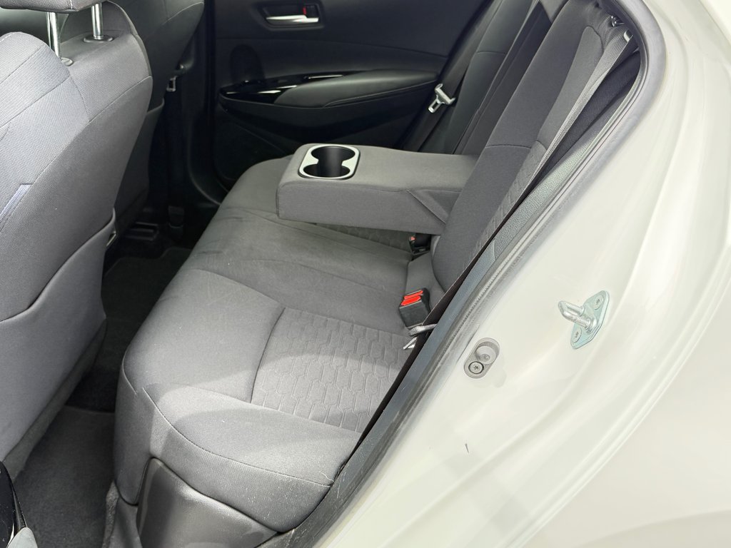 2021 Toyota Corolla Hatchback SE GROUPE AMÉLIORÉ / MANUELLE / SUPER LOOK / in Thetford Mines, Quebec - 51 - w1024h768px