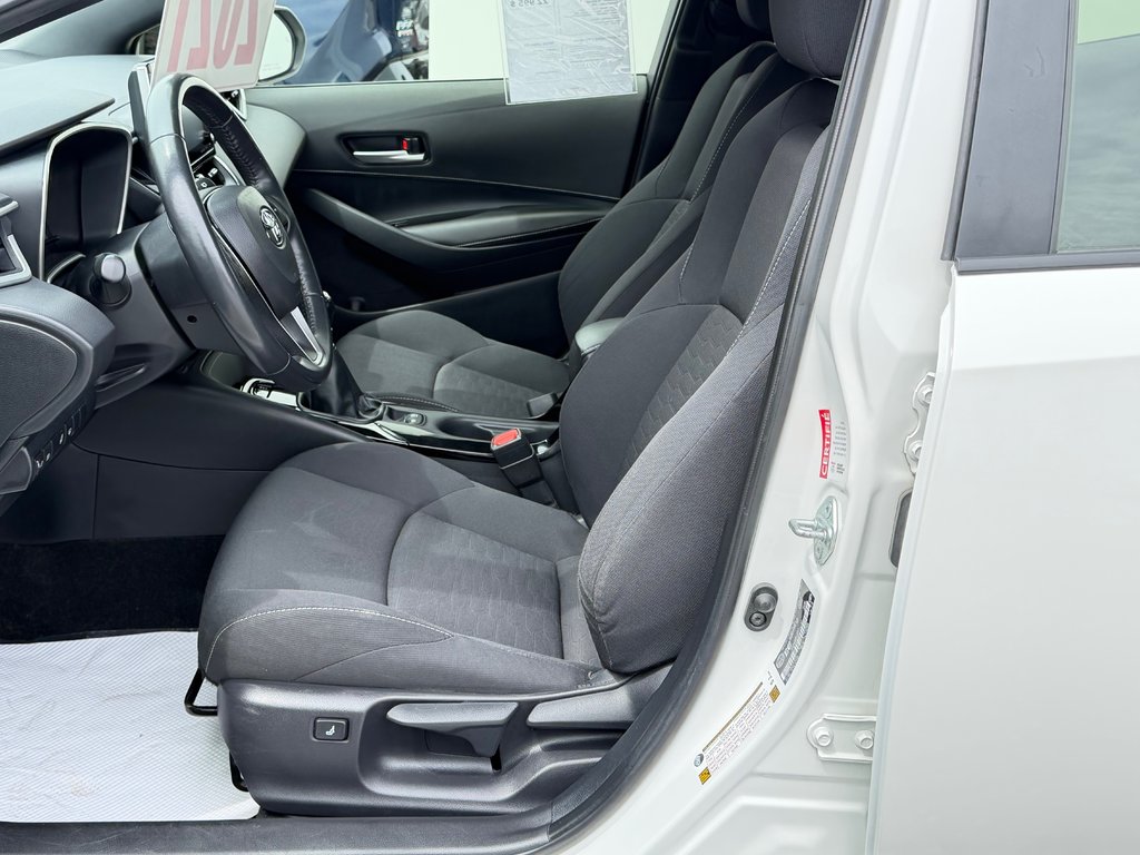 2021 Toyota Corolla Hatchback SE GROUPE AMÉLIORÉ / MANUELLE / SUPER LOOK / in Thetford Mines, Quebec - 28 - w1024h768px