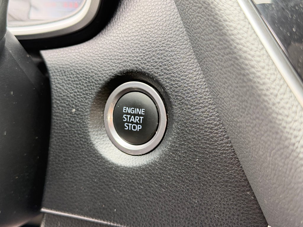 2021 Toyota Corolla Hatchback SE GROUPE AMÉLIORÉ / MANUELLE / SUPER LOOK / in Thetford Mines, Quebec - 37 - w1024h768px
