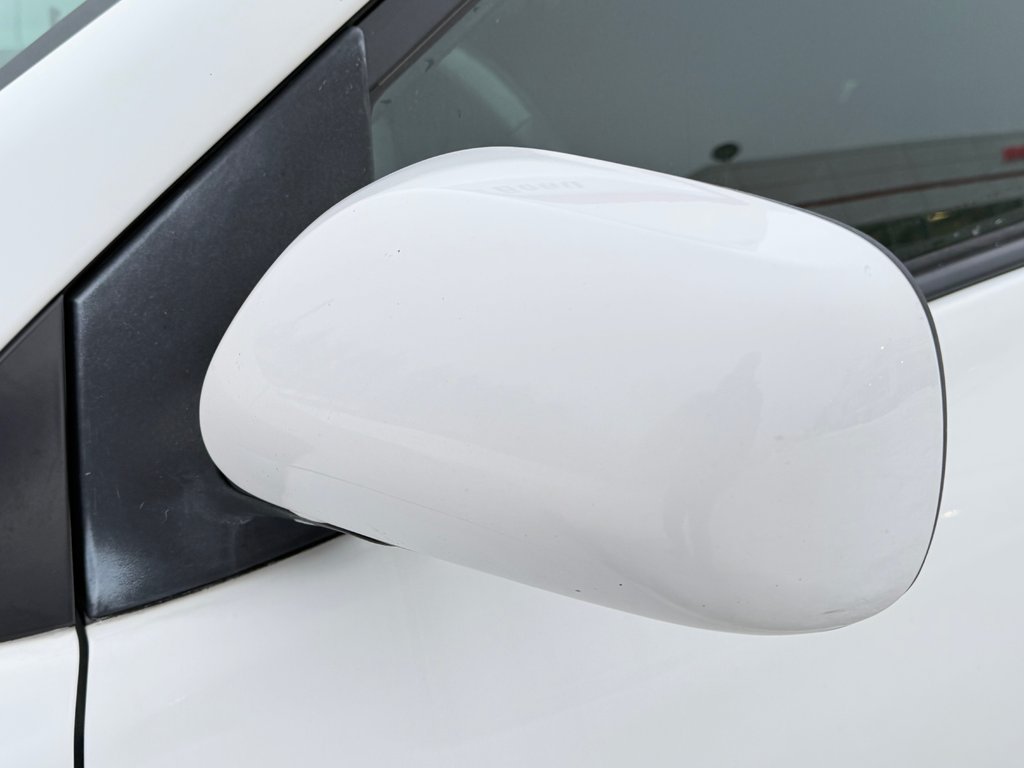 2010 Toyota Corolla S AUTOM / TOIT / MAGS / INSPECTÉ SÉCURITAIRE / in Thetford Mines, Quebec - 18 - w1024h768px