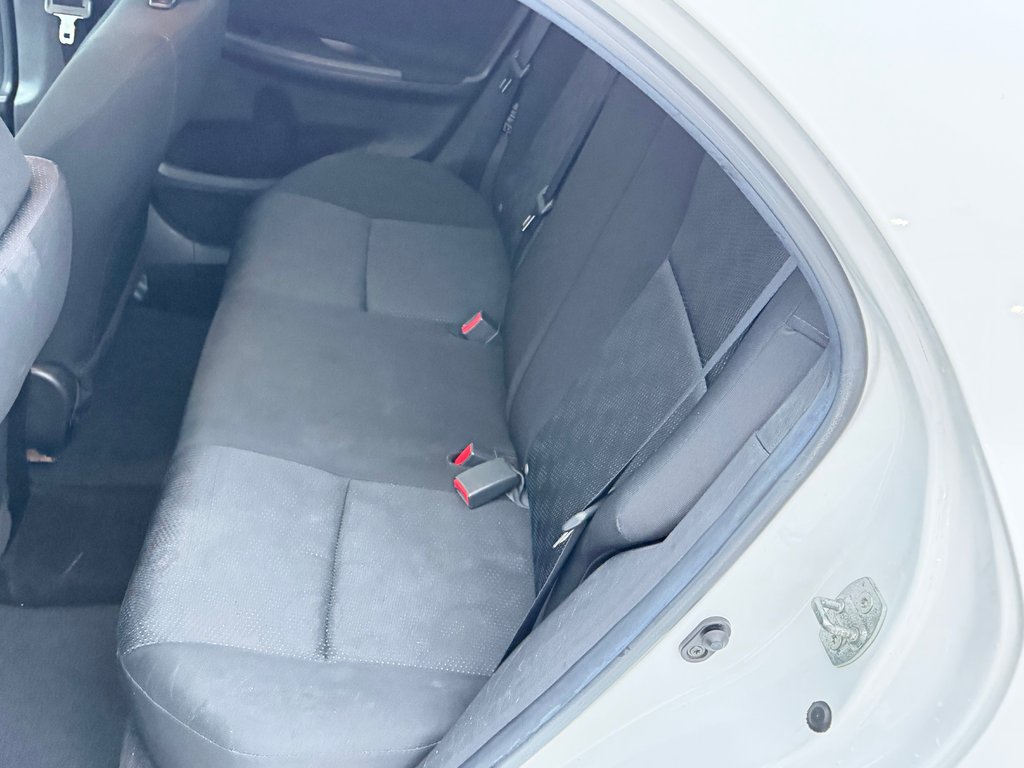 2010 Toyota Corolla S AUTOM / TOIT / MAGS / INSPECTÉ SÉCURITAIRE / in Thetford Mines, Quebec - 50 - w1024h768px