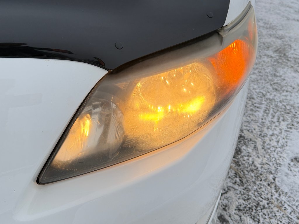 2010 Toyota Corolla S AUTOM / TOIT / MAGS / INSPECTÉ SÉCURITAIRE / in Thetford Mines, Quebec - 10 - w1024h768px