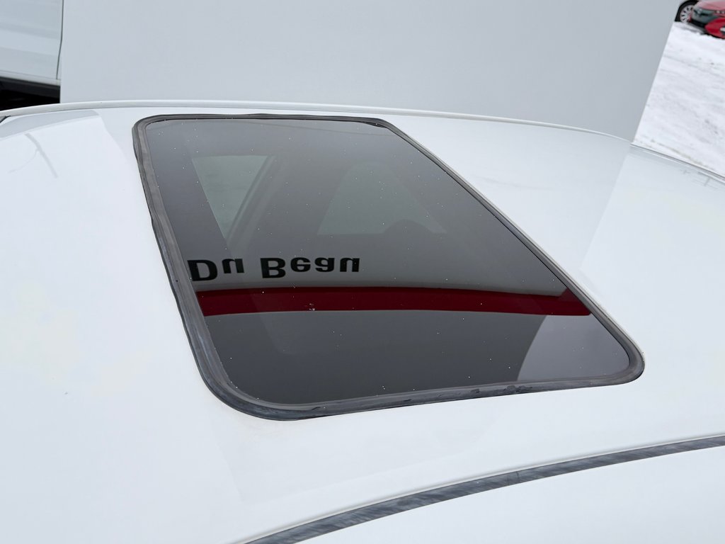 2010 Toyota Corolla S AUTOM / TOIT / MAGS / INSPECTÉ SÉCURITAIRE / in Thetford Mines, Quebec - 19 - w1024h768px