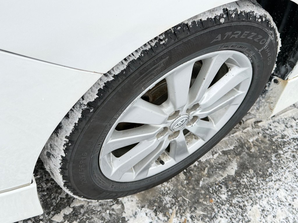 2010 Toyota Corolla S AUTOM / TOIT / MAGS / INSPECTÉ SÉCURITAIRE / in Thetford Mines, Quebec - 15 - w1024h768px