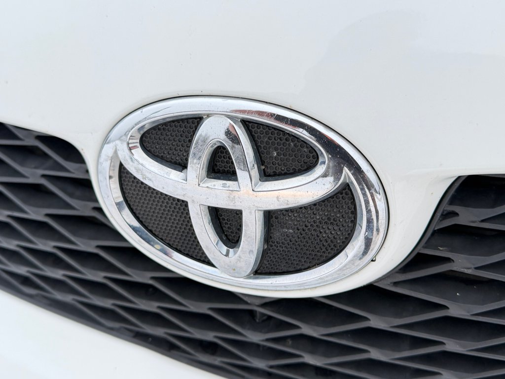 2010 Toyota Corolla S AUTOM / TOIT / MAGS / INSPECTÉ SÉCURITAIRE / in Thetford Mines, Quebec - 12 - w1024h768px