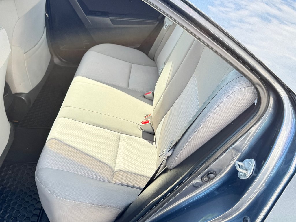 Toyota Corolla LE / AC/ 2 SIÈGES CHAUFFANTS ET BEAUCOUP ++++ 2014 à Thetford Mines, Québec - 51 - w1024h768px