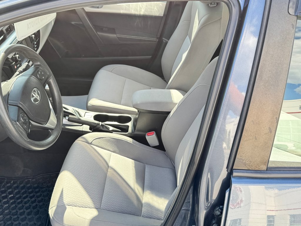 Toyota Corolla LE / AC/ 2 SIÈGES CHAUFFANTS ET BEAUCOUP ++++ 2014 à Thetford Mines, Québec - 25 - w1024h768px
