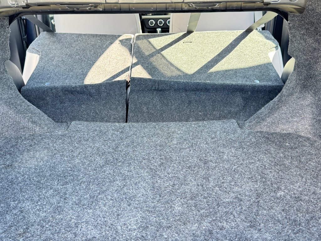 Toyota Corolla LE / AC/ 2 SIÈGES CHAUFFANTS ET BEAUCOUP ++++ 2014 à Thetford Mines, Québec - 55 - w1024h768px