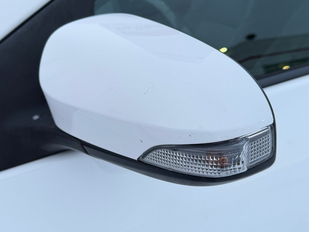 Toyota Corolla PRIX PRÉ-ENCAN FAITES VITE !!! S / autom / cuir / toit et +++ 2014 à Thetford Mines, Québec - 19 - w1024h768px