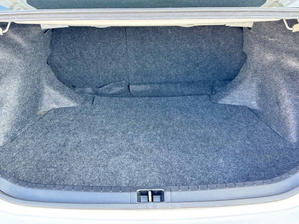 Toyota Corolla S + GROUPE TOIT / AUTOM / AUBAINE A SAISIR / 2014 à Thetford Mines, Québec - 62 - w1024h768px