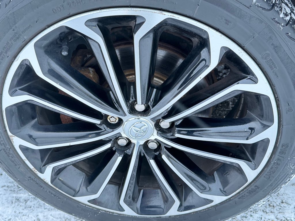 Toyota Corolla PRIX PRÉ-ENCAN FAITES VITE !!! S / autom / cuir / toit et +++ 2014 à Thetford Mines, Québec - 16 - w1024h768px