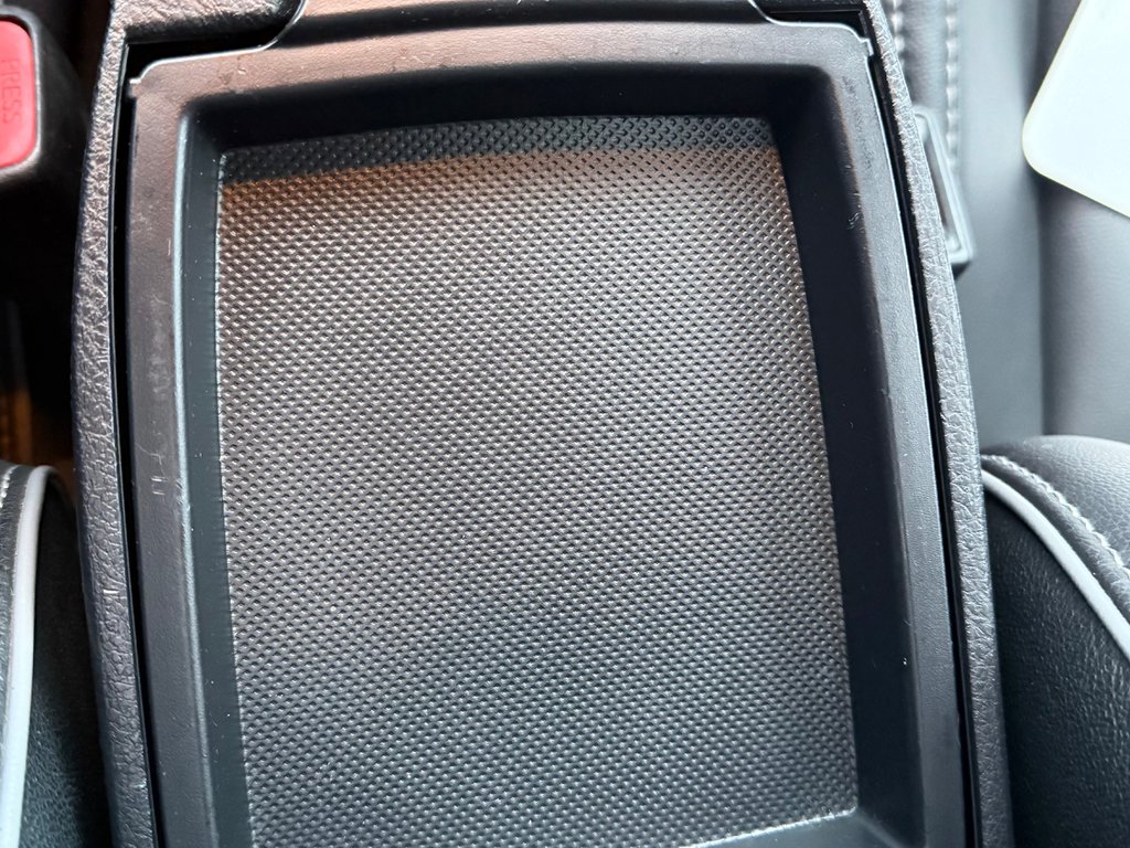 Toyota Corolla PRIX PRÉ-ENCAN FAITES VITE !!! S / autom / cuir / toit et +++ 2014 à Thetford Mines, Québec - 54 - w1024h768px