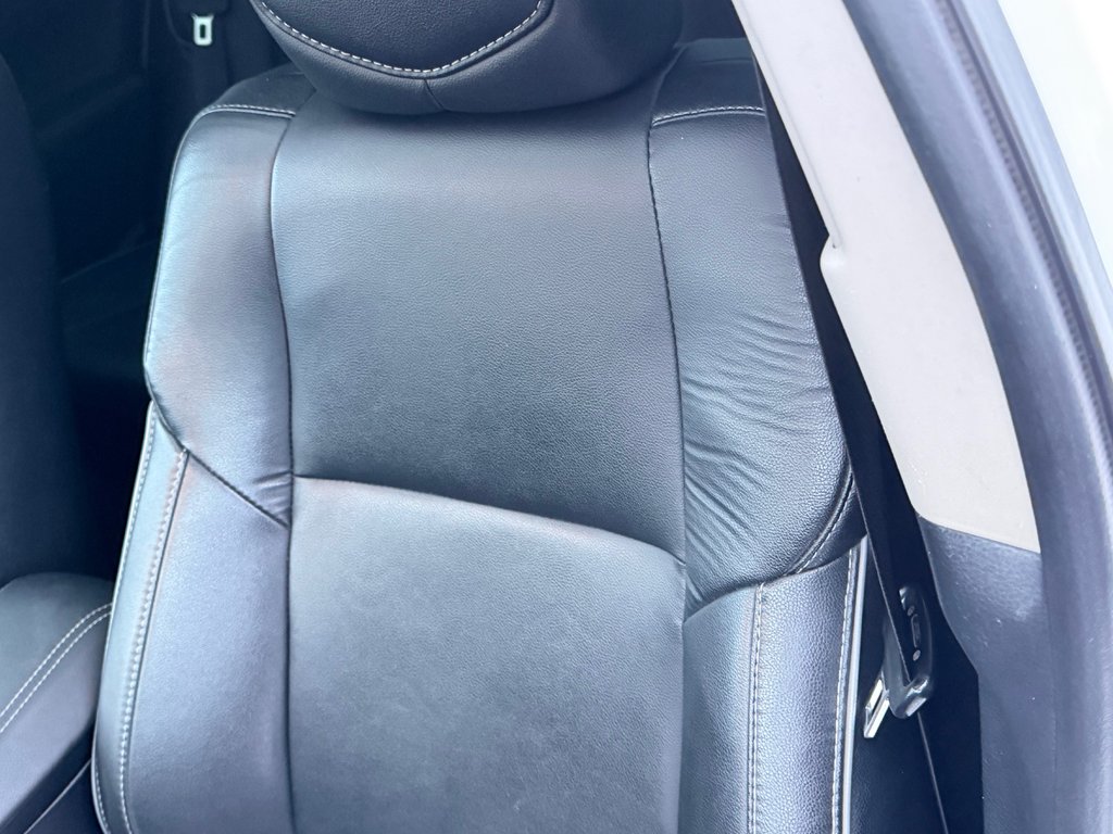 Toyota Corolla PRIX PRÉ-ENCAN FAITES VITE !!! S / autom / cuir / toit et +++ 2014 à Thetford Mines, Québec - 34 - w1024h768px