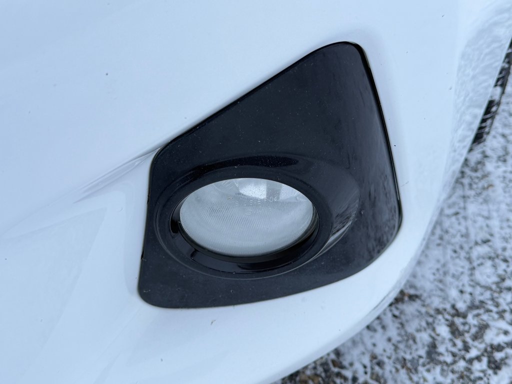 Toyota Corolla PRIX PRÉ-ENCAN FAITES VITE !!! S / autom / cuir / toit et +++ 2014 à Thetford Mines, Québec - 12 - w1024h768px