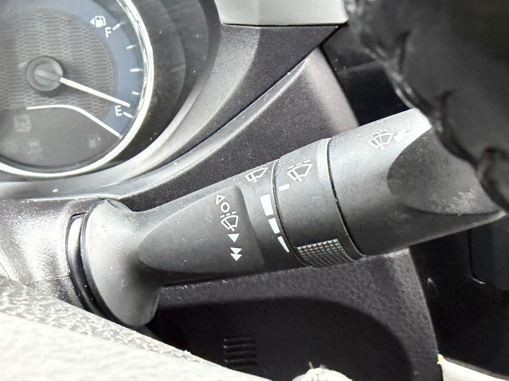 Toyota Corolla LE / AUTOM / AC / ULTRA FIABLE !!!! 2014 à Thetford Mines, Québec - 37 - w1024h768px