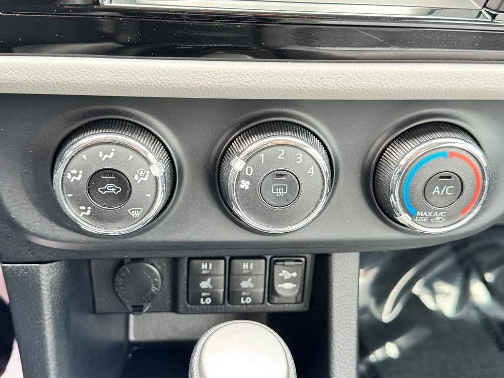 2014 Toyota Corolla LE / BAS KILOS / INSPECTÉ RÉPARÉ / FIABILITÉ / in Thetford Mines, Quebec - 39 - w1024h768px