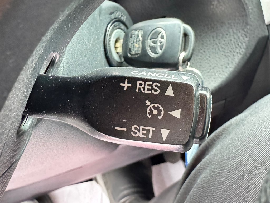 2014 Toyota Corolla LE / BAS KILOS / INSPECTÉ RÉPARÉ / FIABILITÉ / in Thetford Mines, Quebec - 34 - w1024h768px