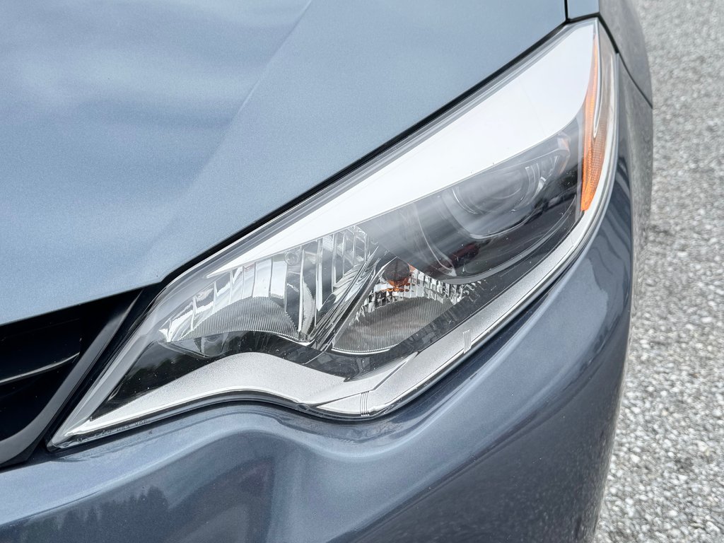 2014 Toyota Corolla LE / BAS KILOS / INSPECTÉ RÉPARÉ / FIABILITÉ / in Thetford Mines, Quebec - 10 - w1024h768px